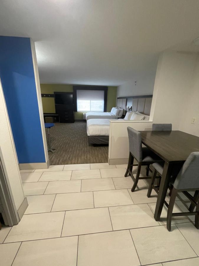 Holiday Inn Express Hotel & Suites Las Vegas By Ihg Exterior foto